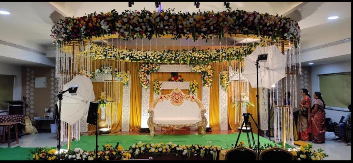 Srikakulam Varada Nagavali Hotel מראה חיצוני תמונה