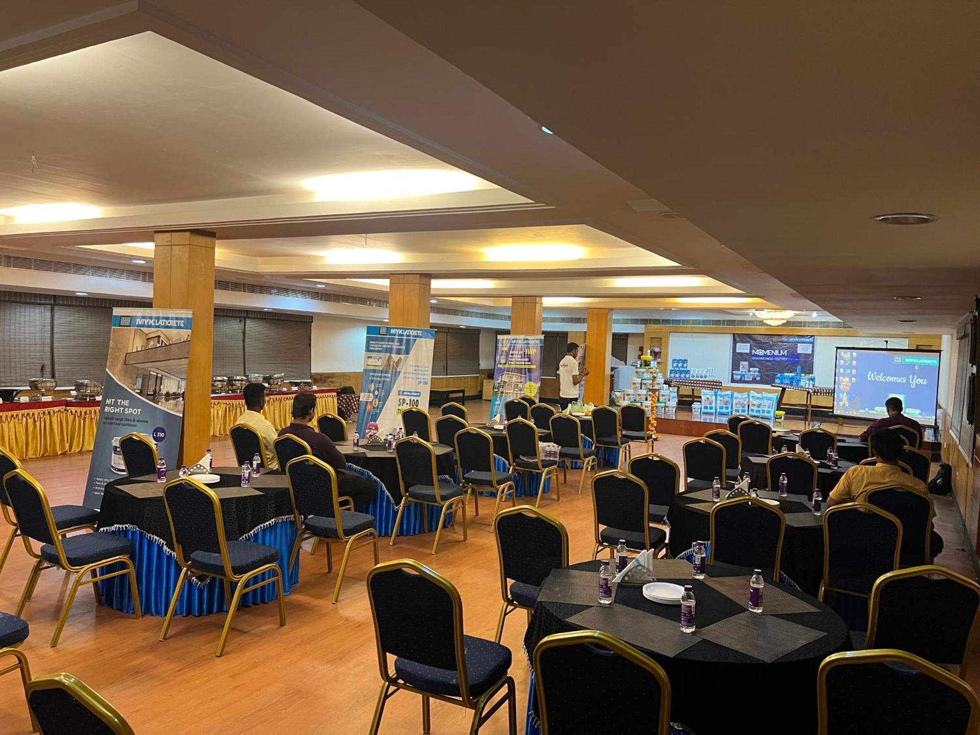 Srikakulam Varada Nagavali Hotel מראה חיצוני תמונה