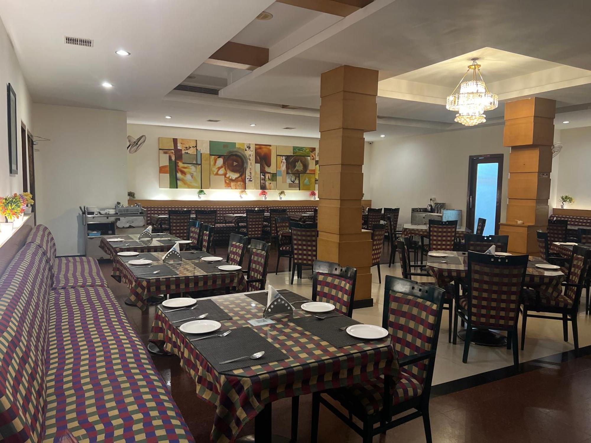 Srikakulam Varada Nagavali Hotel מראה חיצוני תמונה